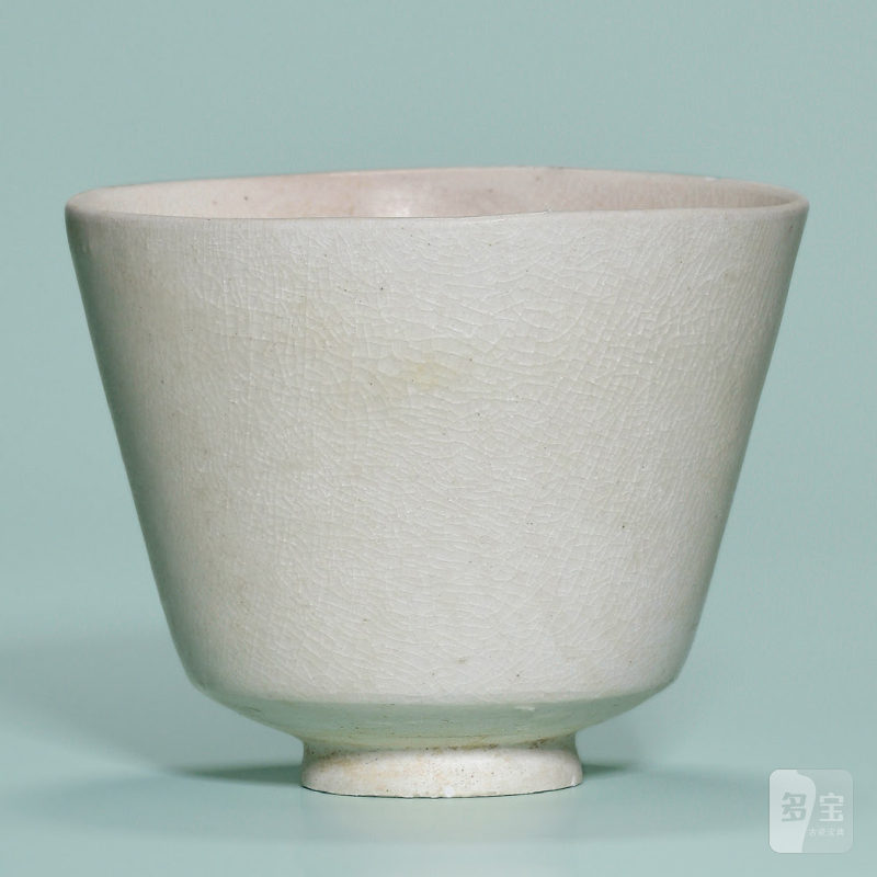 明 白釉杯